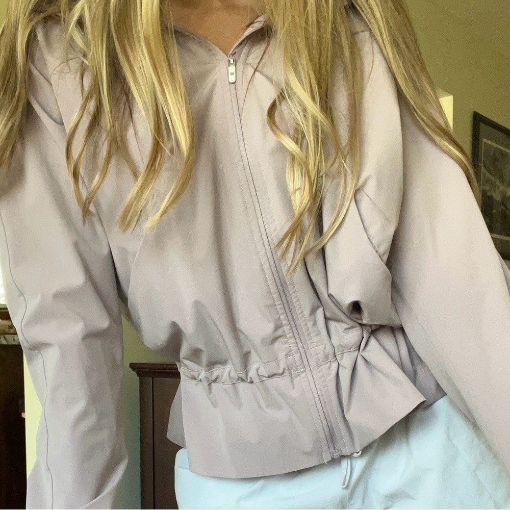 Light Purple/Mauve Lululemon Athletica Hooded Zip Jacket  - Cinch Waist